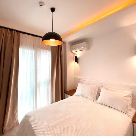 Amber Butik Çeşme